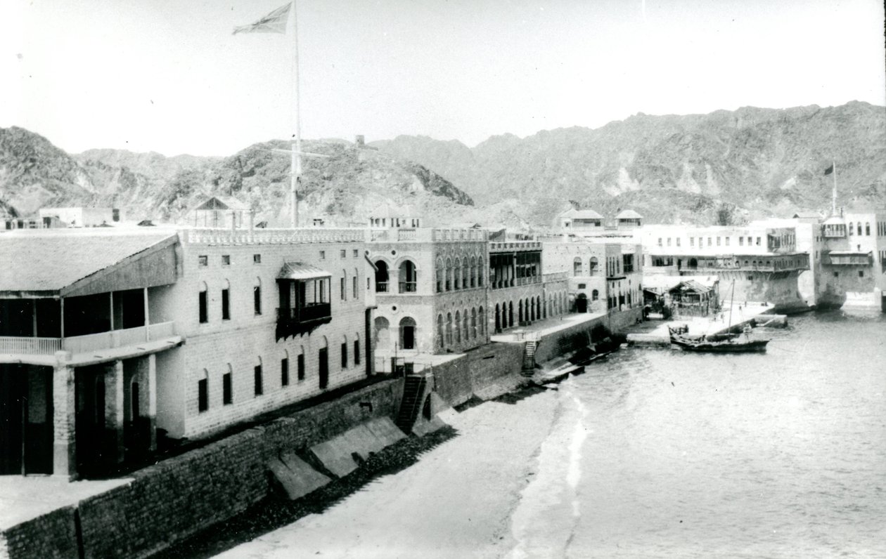 Waterfront at Muscat   1453590   ja       japanese Successfully Translated  Original: Conway Castle, a View of the Interior Translat: Conway Castle, a View of the Interior 1437772 ja japanese Successfully Translated Original: St Sebastian Translat: St Seba 作： GJエクルズ