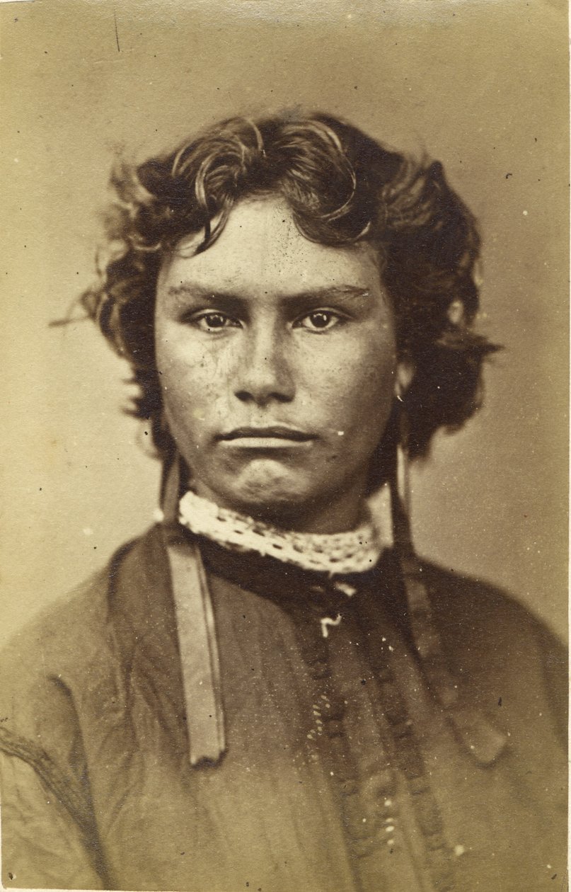 マオリ、若い女性、1865年頃（アルブメンプリント） 作： ジョージ・プルマン