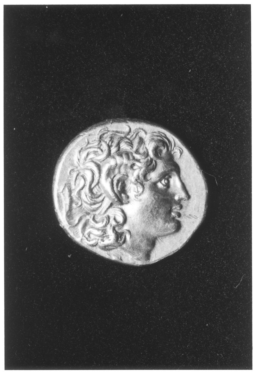 ヘレニズム時代のトラキアのリシマコスの治世で鋳造されたエジプトの神アンモンの雄羊の角とアレクサンドル大王のコイン（金） 作： ギリシャ語