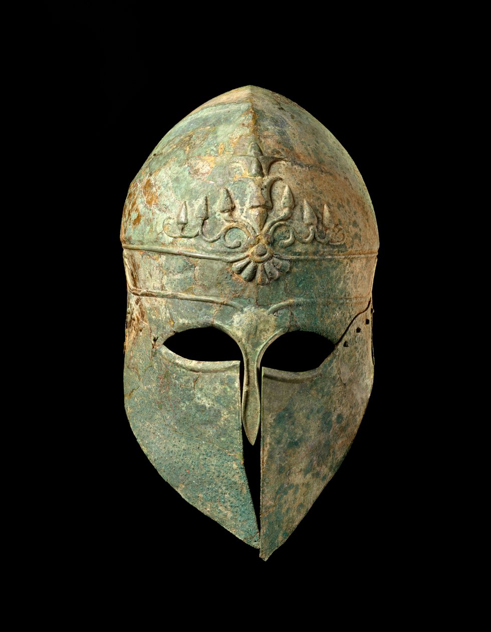 コリント式ヘルメット、紀元前495年頃 作： ギリシャ語