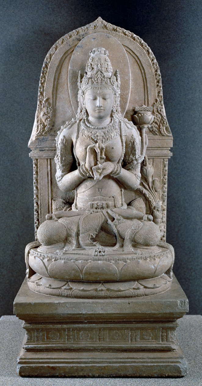 Prajnaparamita、Trancendental Wisdomの女神、1300年頃（安山岩） 作： インドネシア語学校