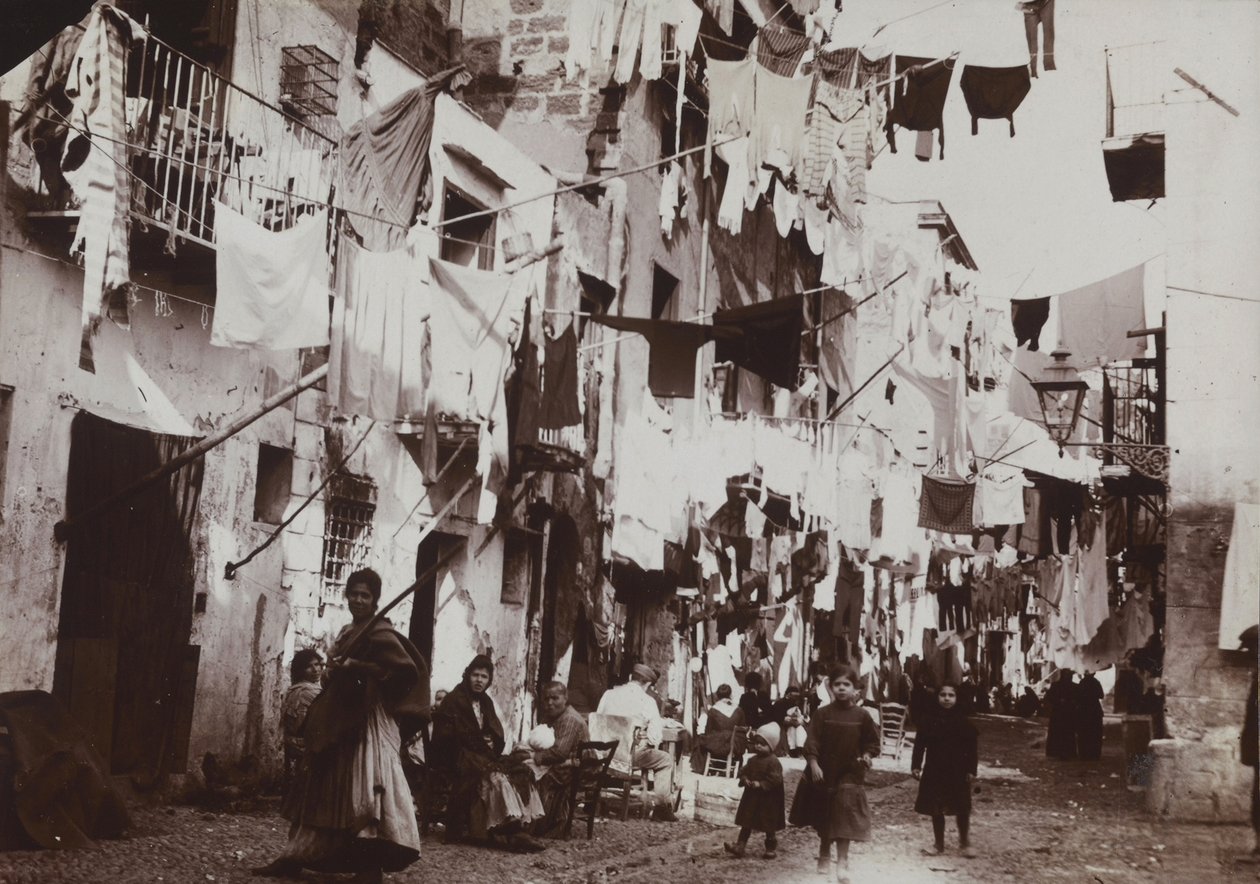 1920年、パレルモの特徴的な通り 作： イタリアの写真家