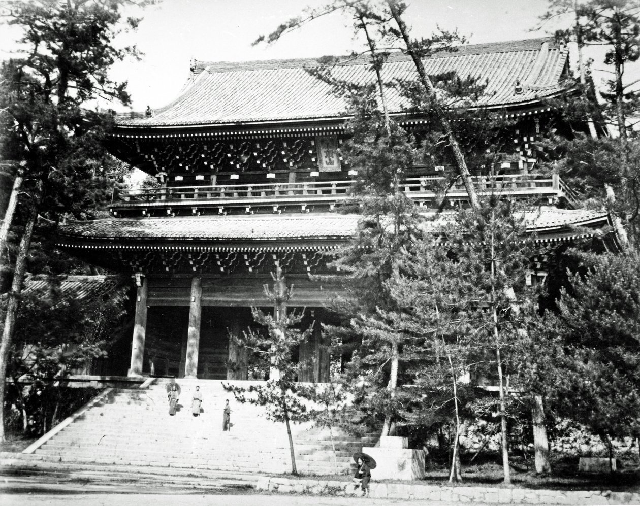 日本の知恩院の正門c。 1860-80 作： 日本の写真家