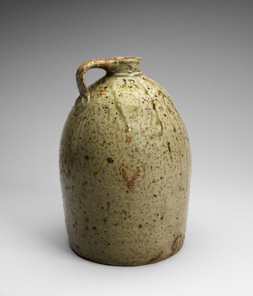 水差し、c。 1873-1900（アルカリ釉石器） 作： ジョセフC.ラシュトン