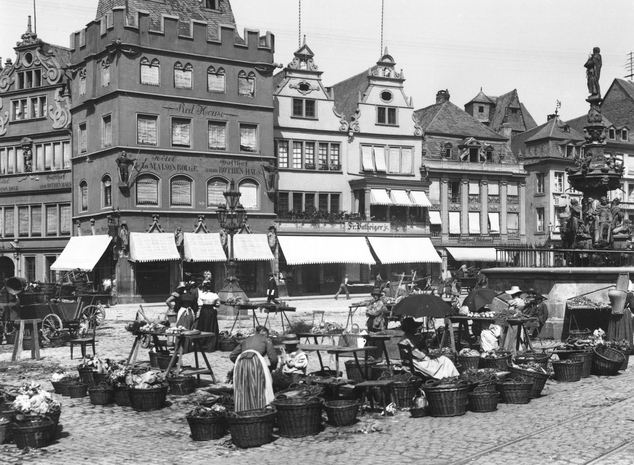 トリアーのマーケットプレイス、1910年頃 作： ジュセ