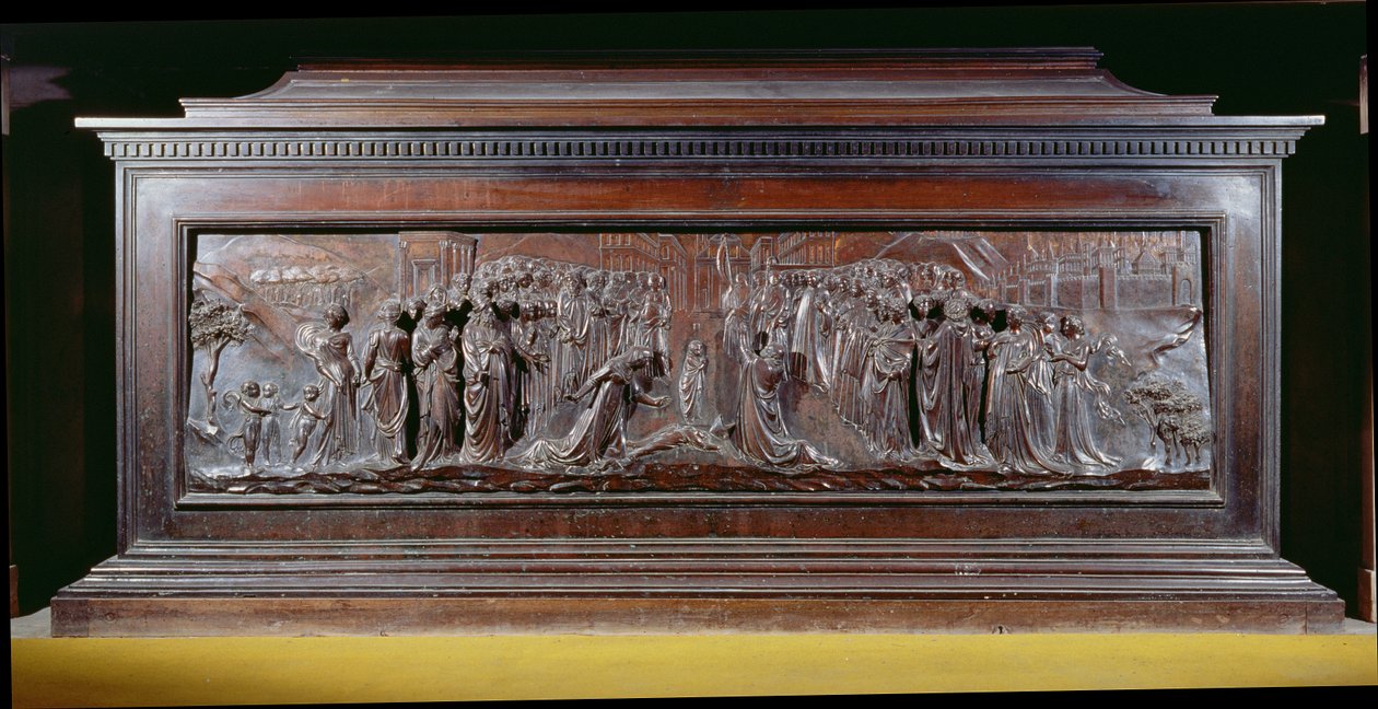 ストロッツィの少年の奇跡を描いた長いパネルが1つある聖ゼノビウス神殿。 c.1432-42（ブロンズ） 作： ロレンツォ・ギベルティ