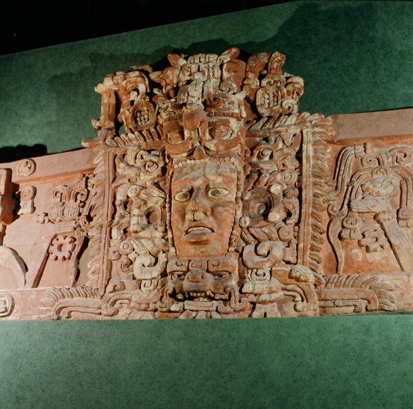 建築マスク、カンペチェ、ユカタン半島、メキシコ（スタッコ） 作： マヤマヤ