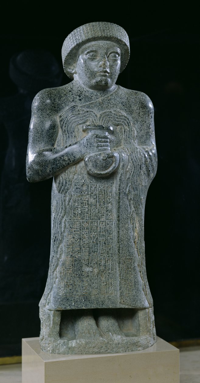 グデア王子の像、紀元前2150年頃（閃緑岩） 作： メソポタミア