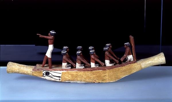 ボートのモデル、紀元前2000年-1900年（塗装木材）（326913も参照） 作： 中王国エジプト人