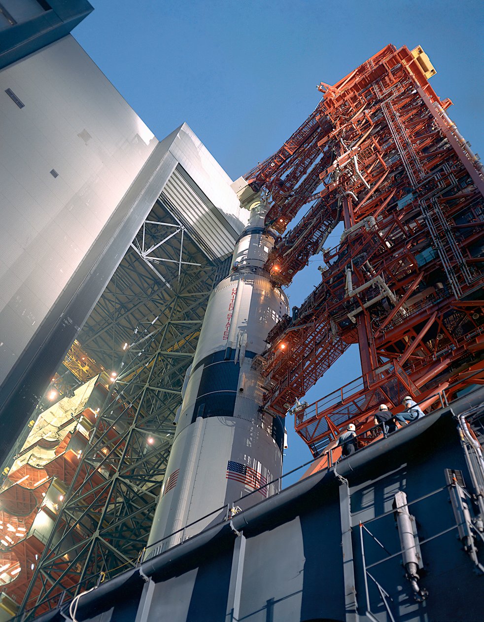 アポロ 12 号 - NASA、1969 年。 作： NASA画像