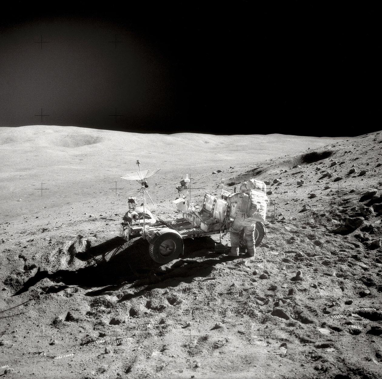 アポロ 16 号 - NASA、1972 年。 作： NASA画像