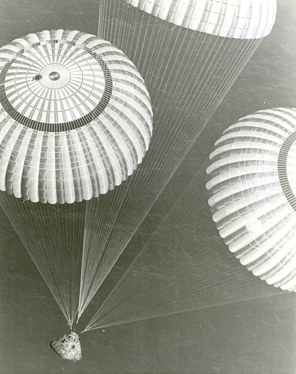 アポロ 17 号 - NASA、1972 年。 作： NASA画像