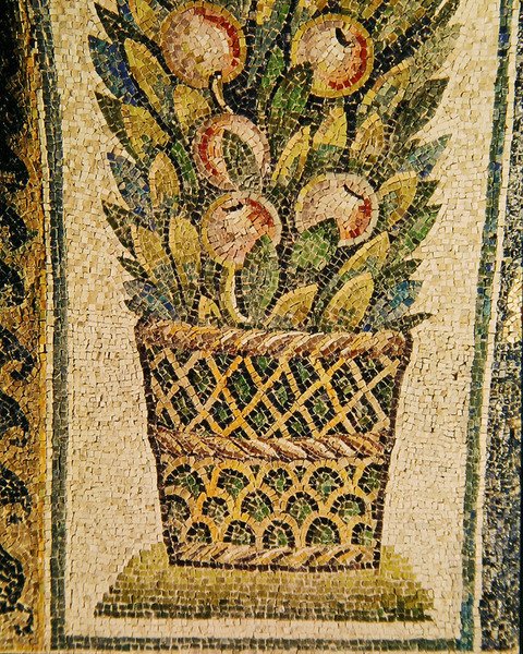 フルーツバスケット、西暦430年頃（モザイク） 作： パレオクリスチャン