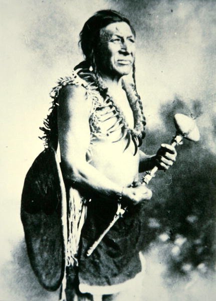 白鳥、戦士（モノクロ写真） 作： 写真家 アメリカ人