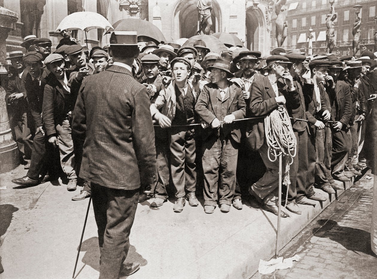 労働者のデモ、パリ、1900年頃（モノクロ写真） 作： 写真家フランス人