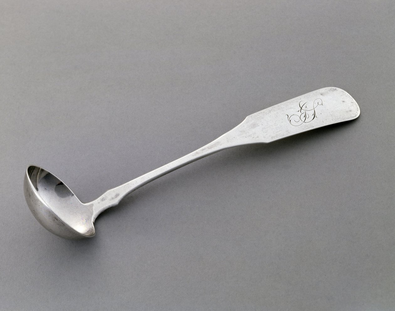 取鍋、c。 1849-1867（シルバー） 作： R.ライマン