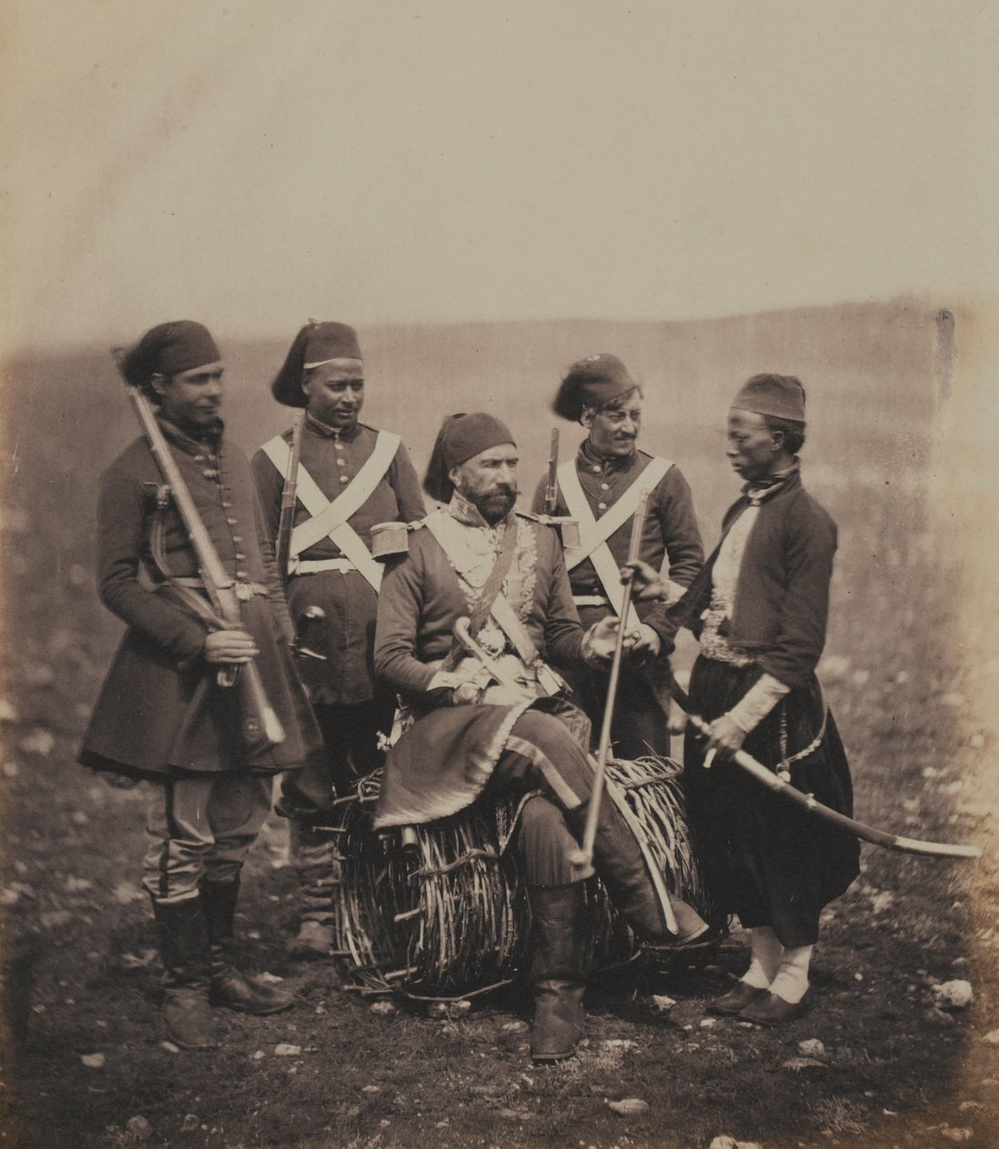 Ismail Pasha（1830-95）とアテンダント 作： ロジャー・フェントン