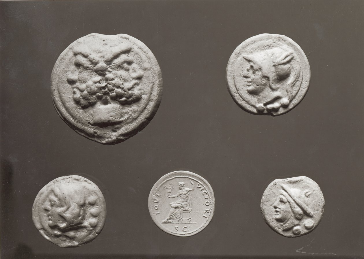 ヤヌス、ジュピター、マーキュリー、ミネルバを描いた5枚のコイン、753 BC-476 AD（金属） 作： 小説