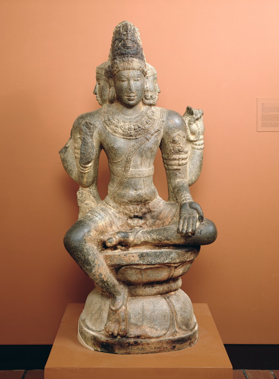 MaheshaまたはBrahma（ジェッソと赤い色素を含む花崗岩）としてのシヴァ 作： タミル・ナードゥ州タミル・ナードゥ州