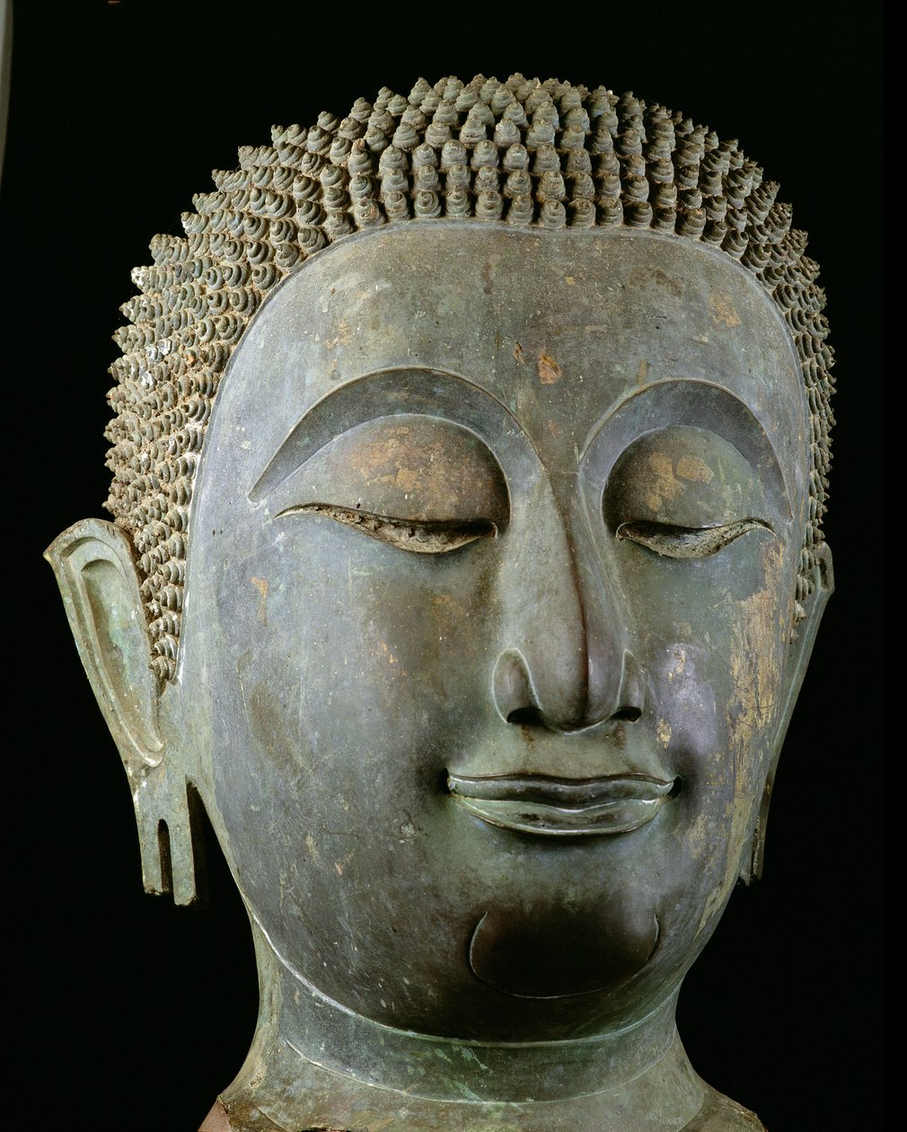 巨大な仏頭（ブロンズ） 作： タイ語