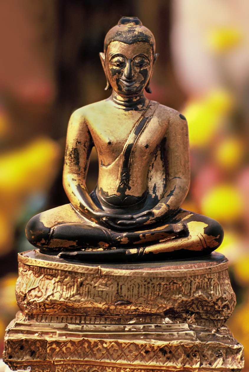仏はプラケオドンタオと名付けられました 作： タイの学校