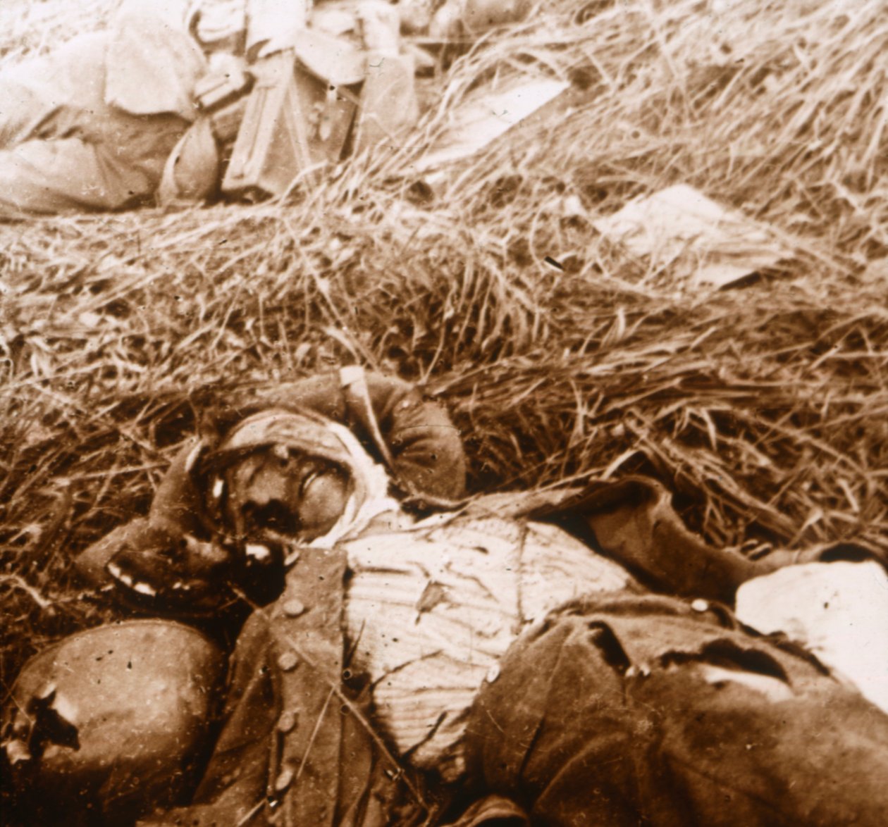 ボディ、フランス北部、クラオンヌ、c1914-c1918 作： 不明