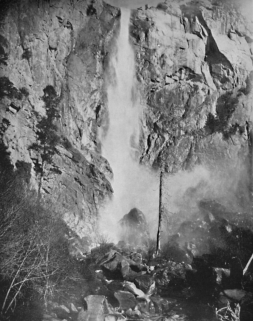 ブライダルベール滝、ヨセミテ、カリフォルニア、c1897。 作： 不明