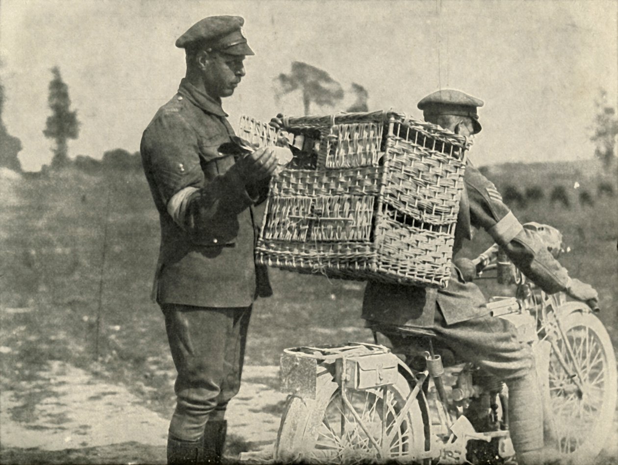 1919年のフランスのイギリス陸軍空母。 作： 不明
