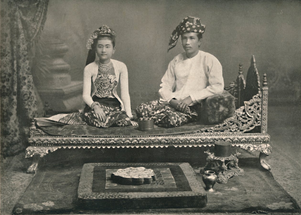 ビルマの王子と王女、1900年。 作： 不明
