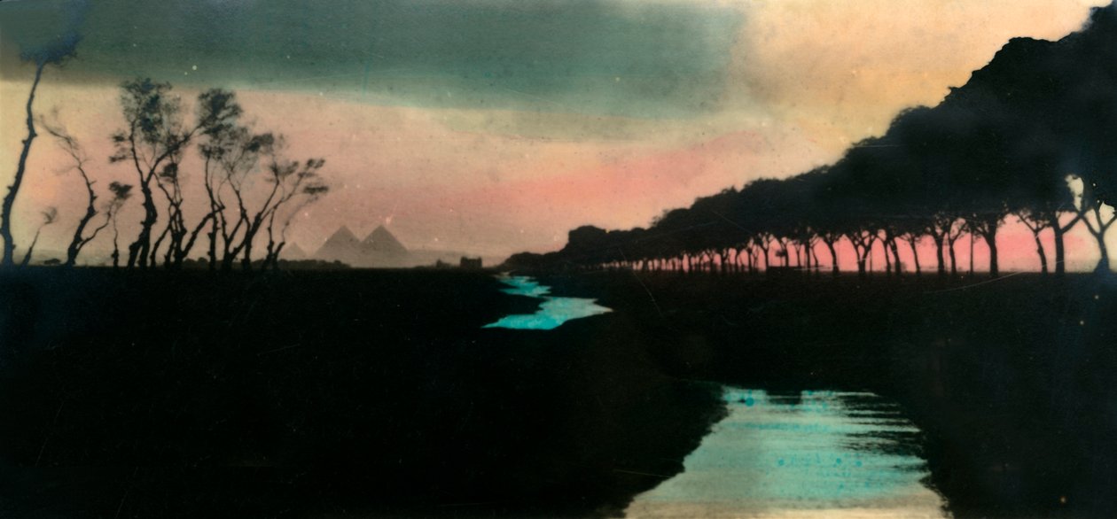 カイロ：ピラミッドへの道、c1918-c1939。 作： 不明