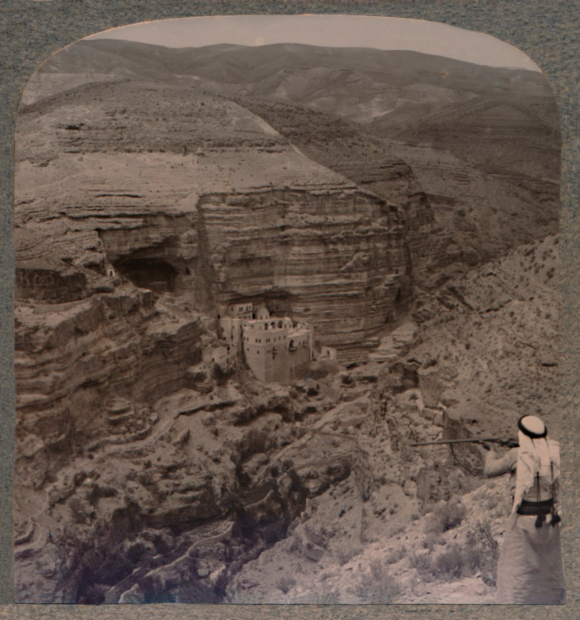 エリヤ修道院。ベドウィン射撃、C1900 作： 不明