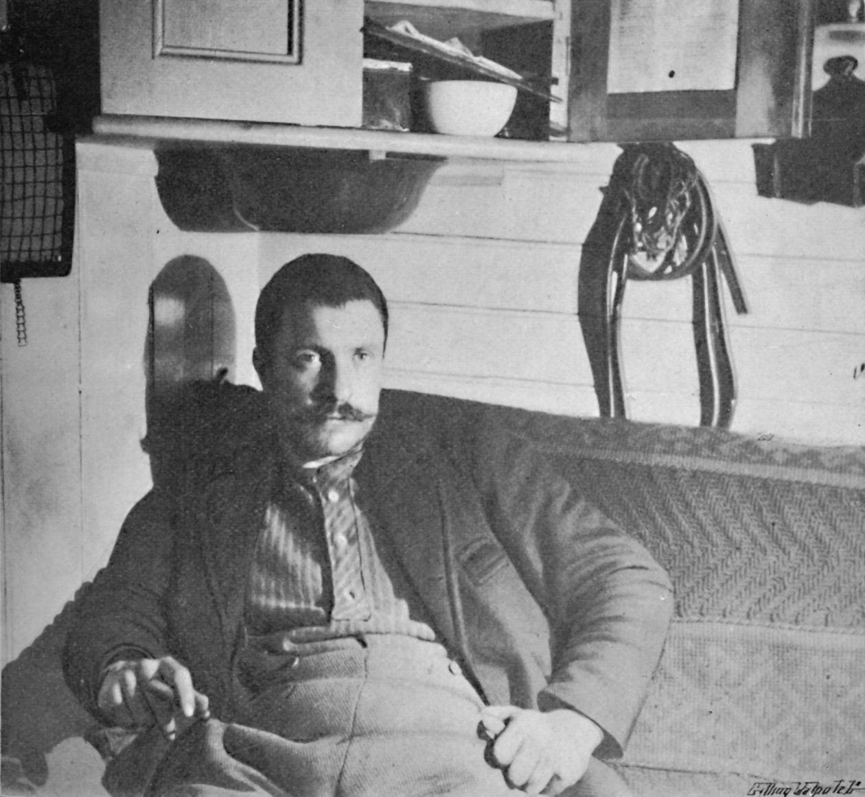 キャビンでのブレッシング博士、1893-1896年、1897年 作： 不明