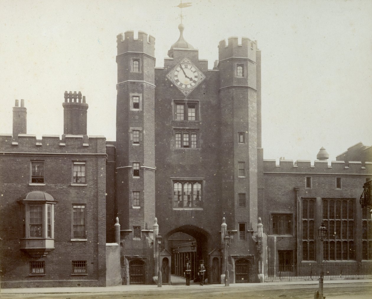セントジェームズパレス、ロンドンの外観、1887年。 作： 不明