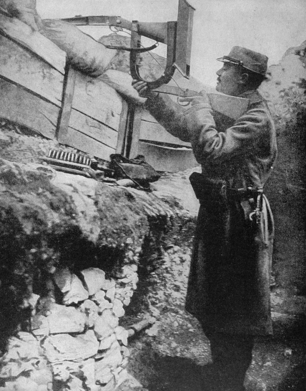 フレンチトレンチペリスコープライフル、1915 作： 不明