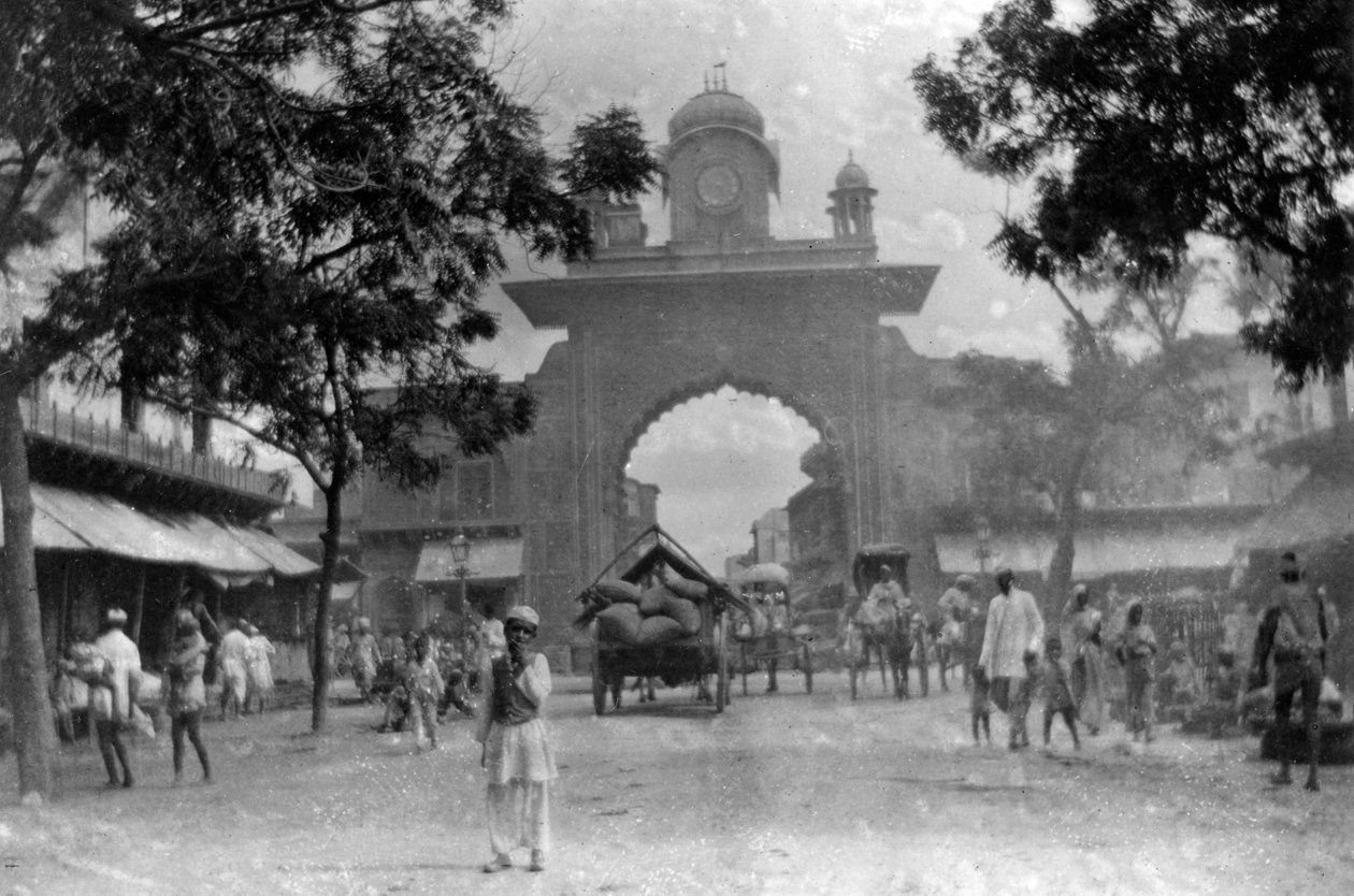 1917年、インドのムトラへの門 作： 不明