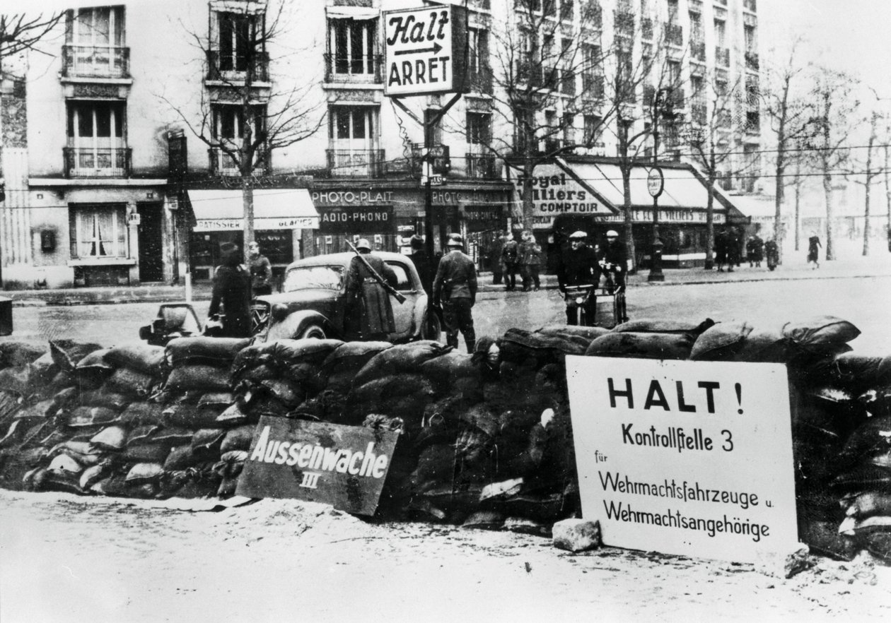 1940-1944年にパリを占領したドイツの検問所 作： 不明