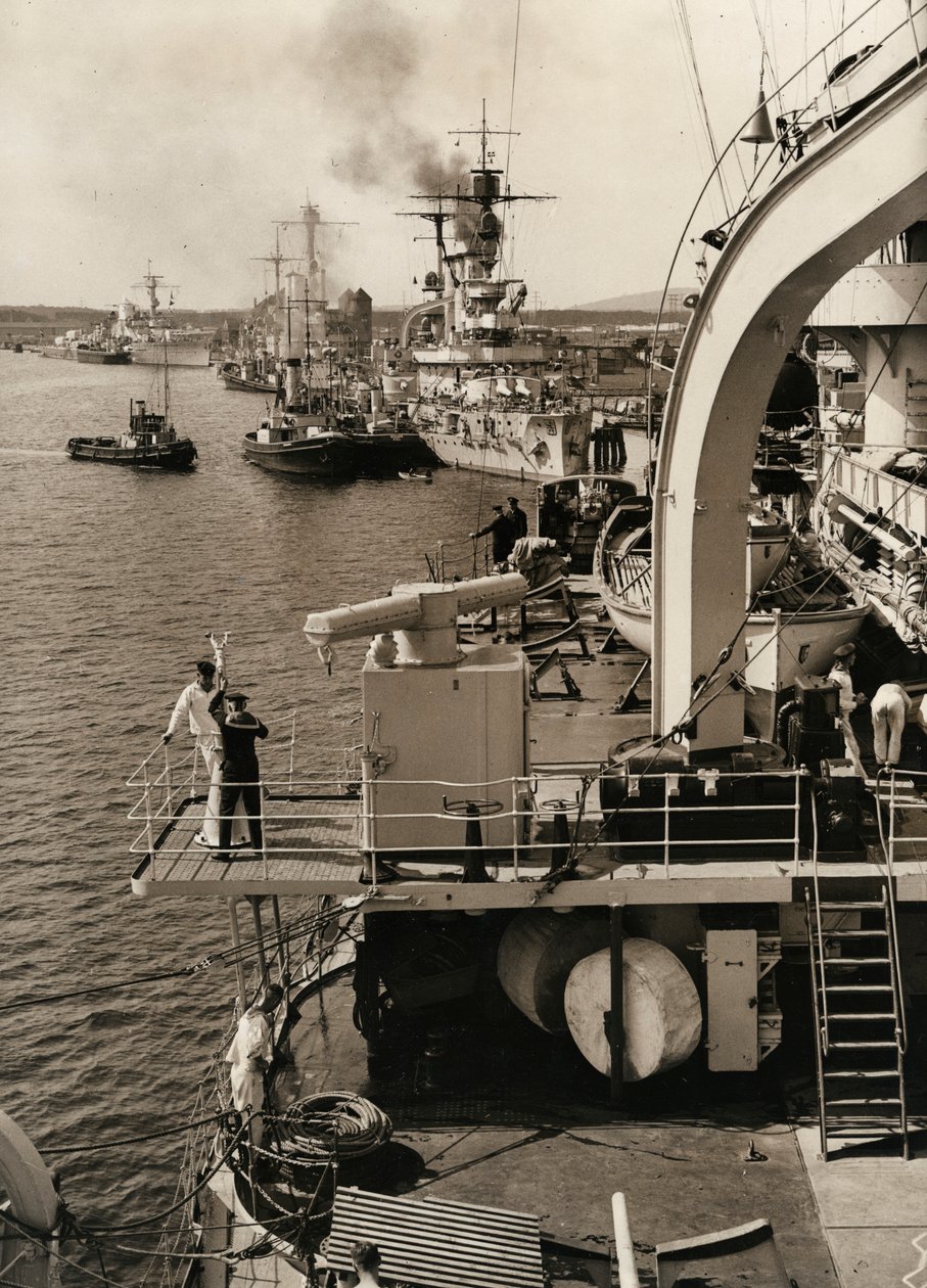 ドイツ艦隊の訪問、スィヌーイシー、1933年   作： 不明