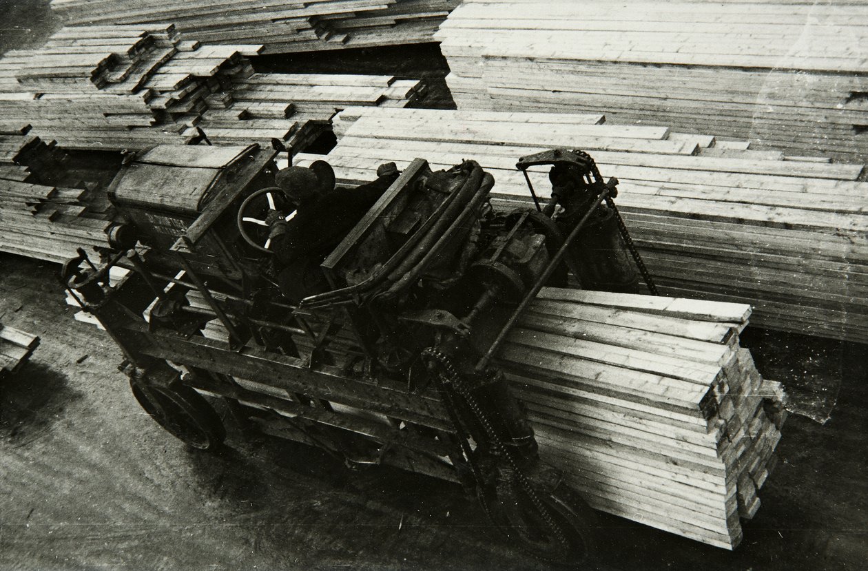 木工工場で、ロシア、1950年代 作： 不明