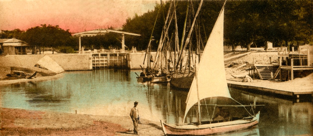 イスマイリア-下向きの水門、c1918-c1939。 作： 不明