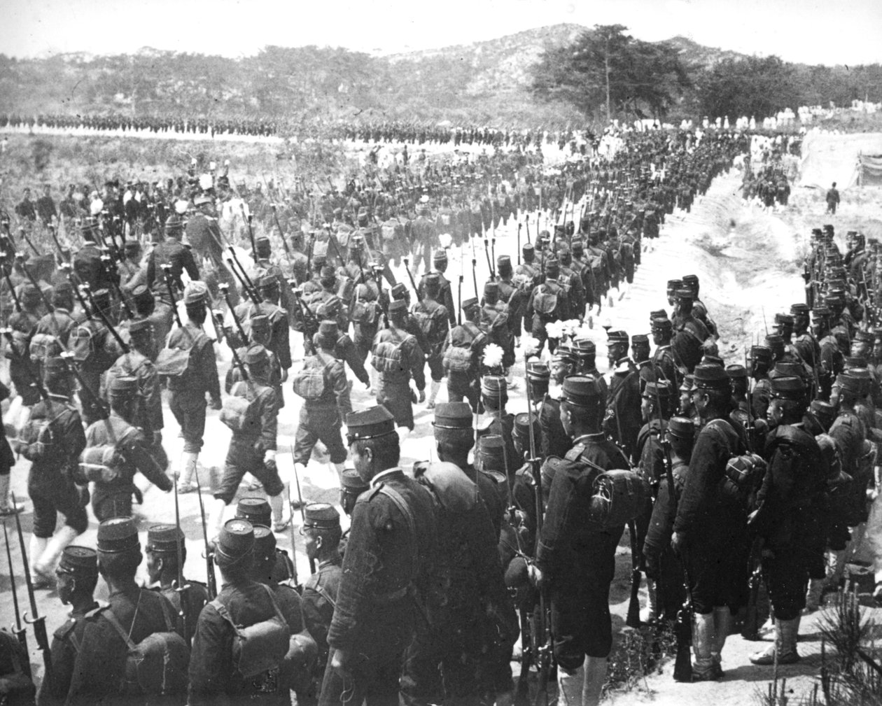 日本軍、韓国、c1900 作： 不明