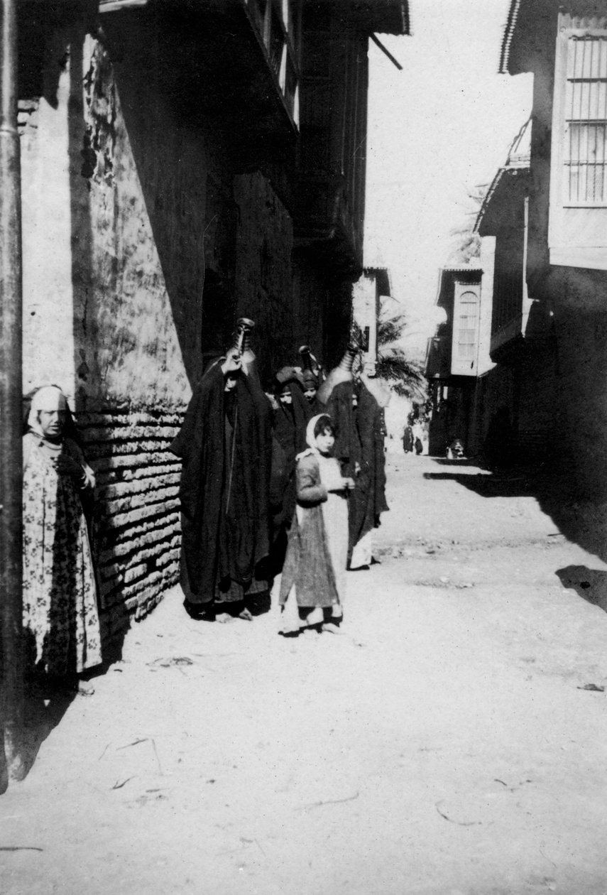 1917〜1919年、イラクのカジメイン 作： 不明