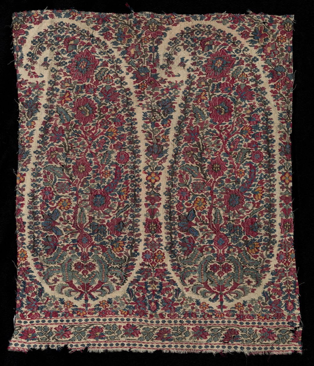 ロングショールフラグメント、1820-1825年。 作： 不明
