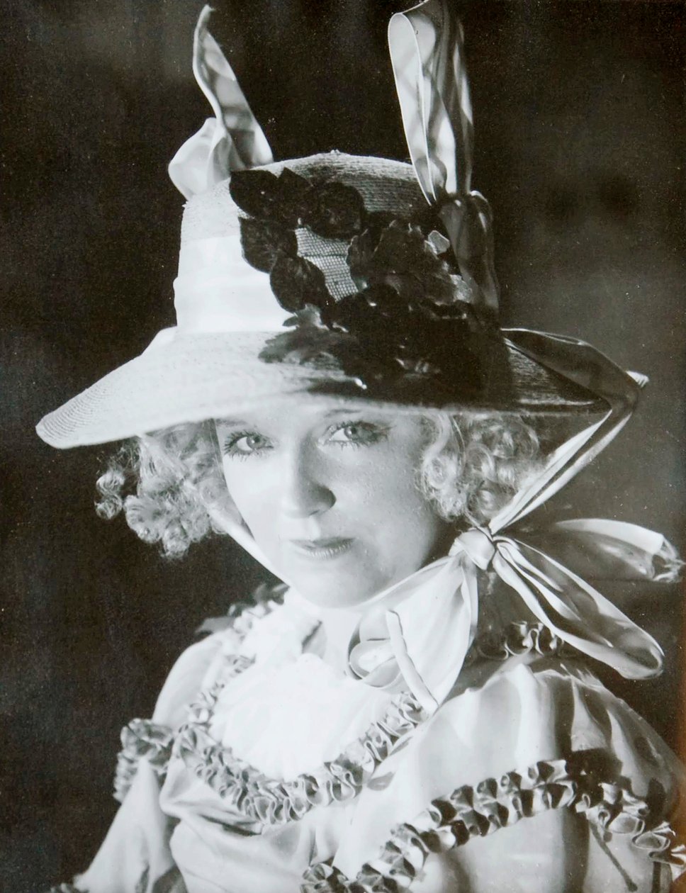 マリヤババノバ、ロシアの女優、1923年 作： 不明