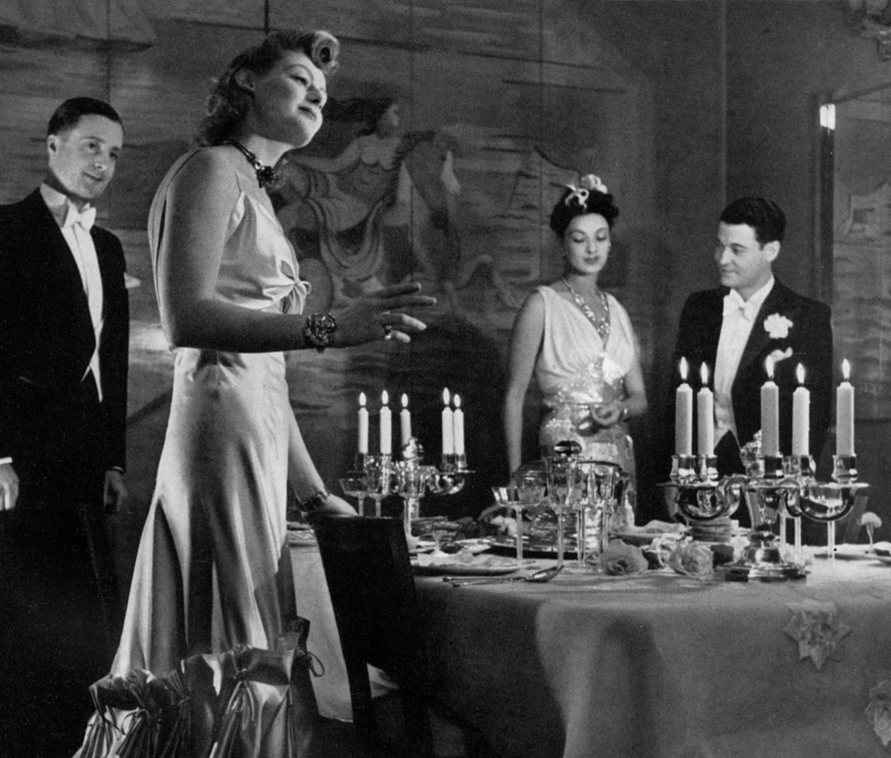 真夜中の晩餐、1938 作： 不明
