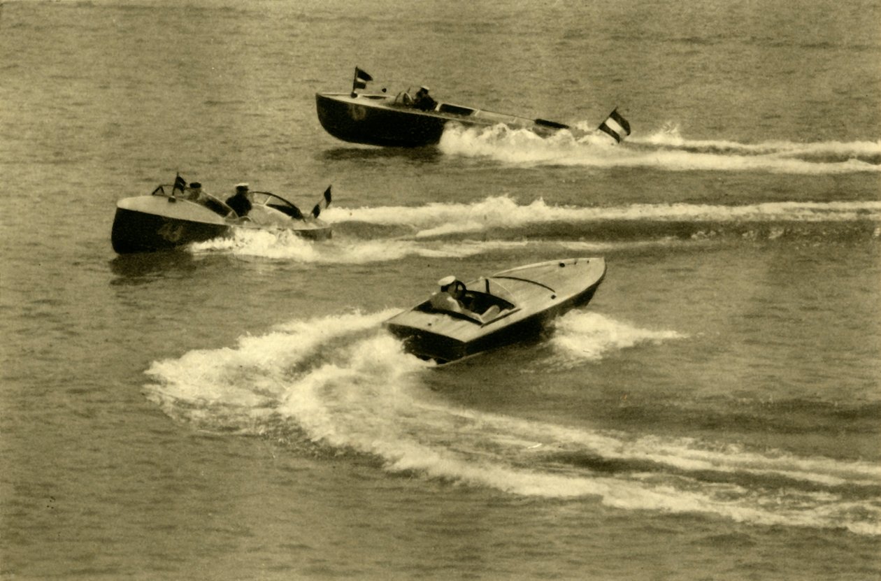 モーターボートレース、ヴェルターゼー、ケルンテン州、オーストリア、c1935。 作： 不明