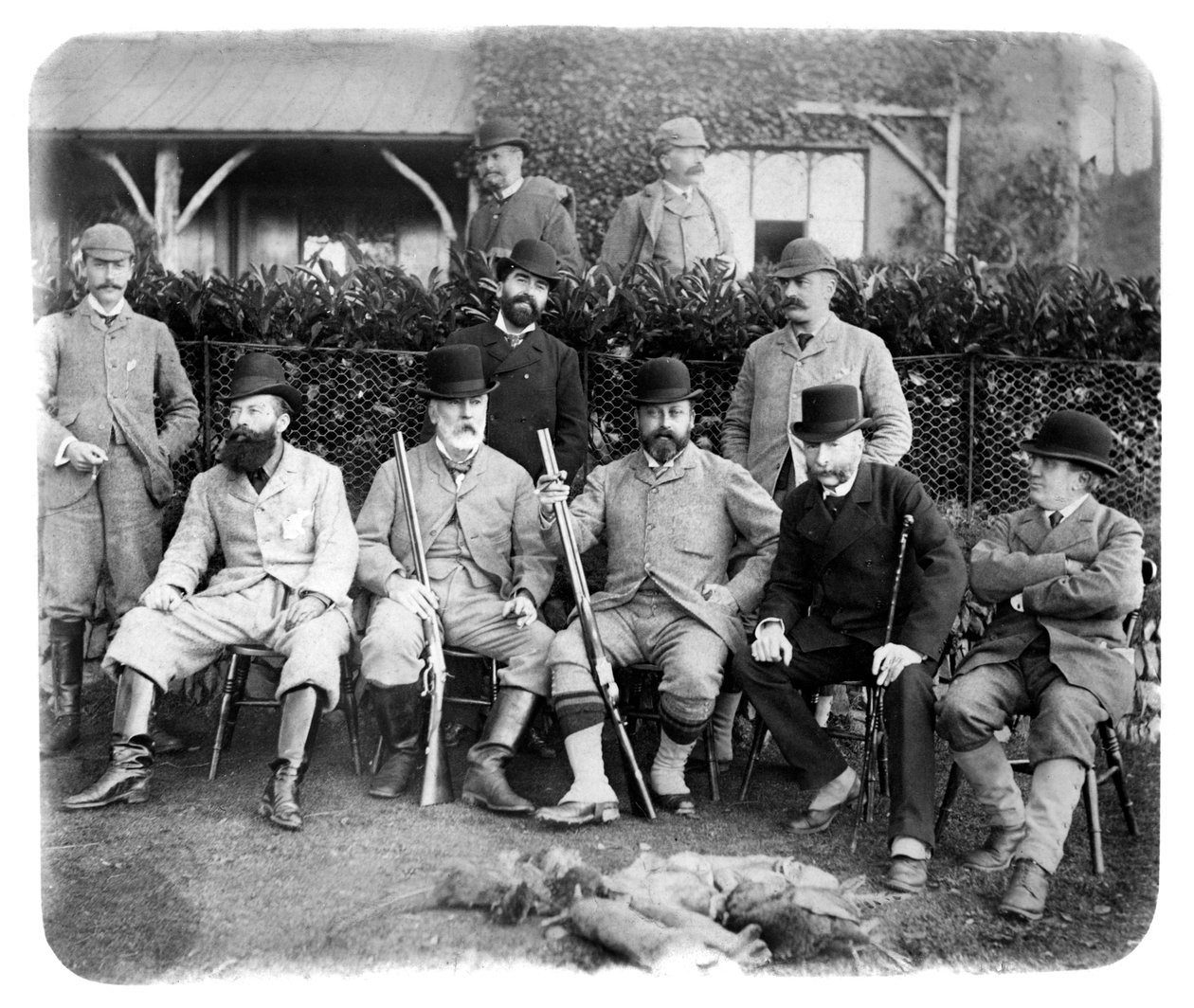 エッジカンベ山、エドワード7世との集合写真、c1882 作： 不明