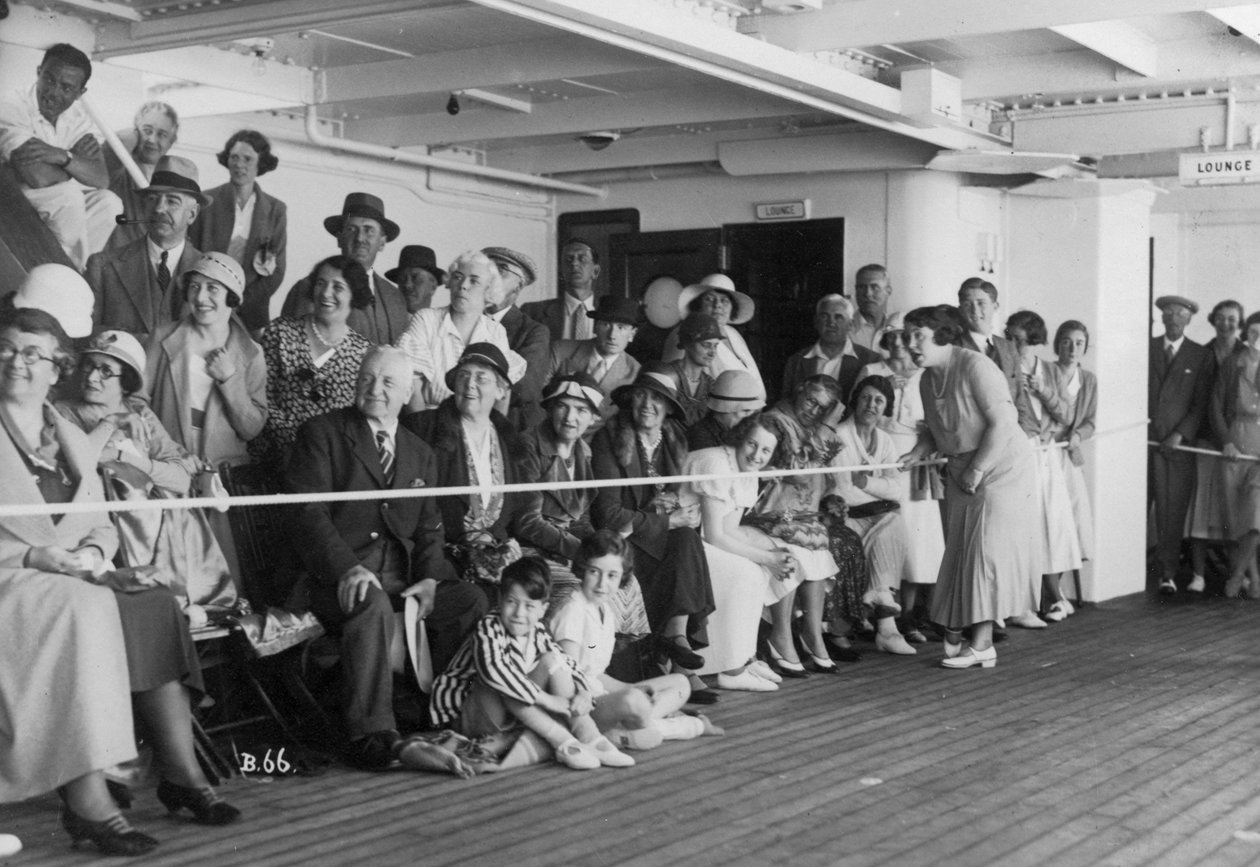 RMS Atlantis搭載、c1929-c1939 作： 不明