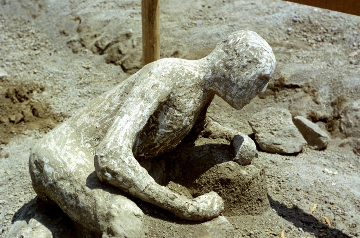 ポンペイの噴火で亡くなった人、西暦79年 作： 不明