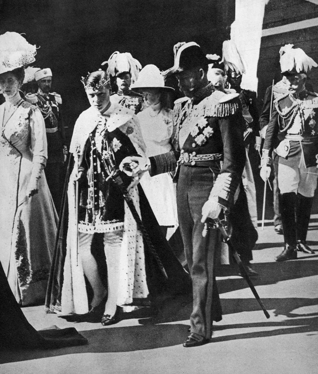 エドワーズ王子、プリンスオブウェールズとして1911年に叙任 作： 不明