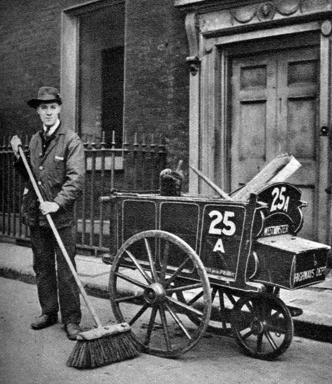 ロードスイーパー、ロンドン、1926-1927 作： 不明